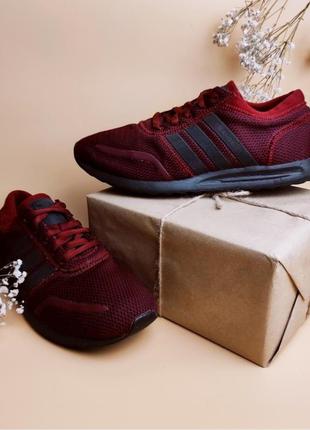 Кроссовки адидас  adidas  р.38,5 длина стельки 24,5 см.