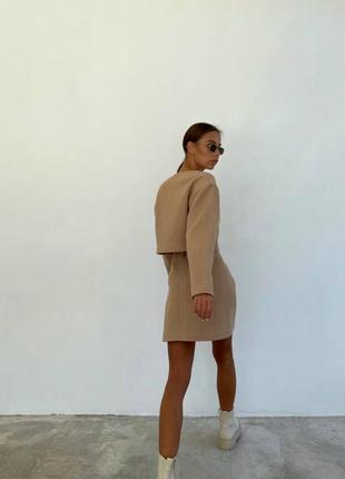 Комплект бежевый однотонный юбка короткая пиджак укороченный на пуговице на длинный рукав кашемир качественный базовый2 фото