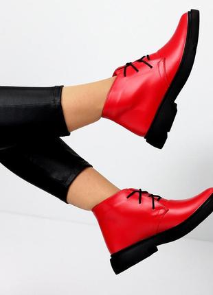 Натуральні шкіряні демісезонні червоні черевики на ворсистому флісі5 фото