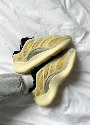 Кросівки 🔥adidas yeezy boost 700 v3 "saflower"🔥