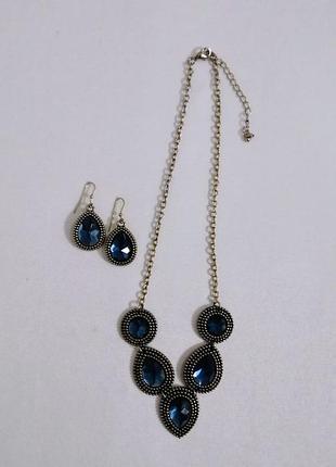 Колье с серьгами