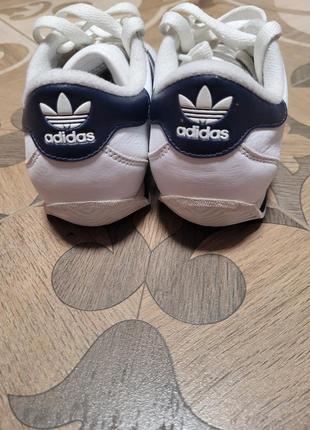 Кросівки adidas3 фото