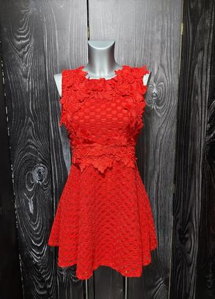 Червона сукня з мереживом святкова ошатна сукня плаття з аплікацією платье красное с кружевом 44 42 распродажа розпродаж