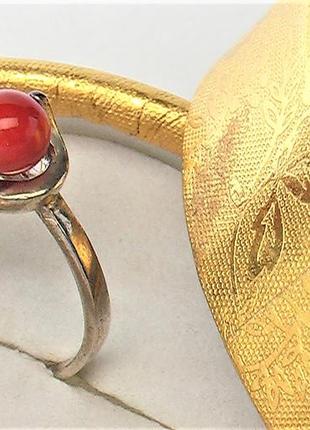 Кольцо перстень серебро 925 проба 2,58 грамма размер 17