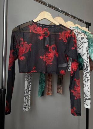 Трендовый топ-сетка, принт красные драконы, pretty little thing