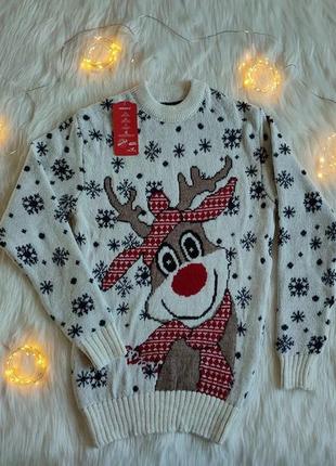 В'язаний жіночий новорічний білий вовняний светр з оленем