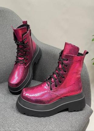 Дизайнерські черевики рожевий металік натуральна шкіра пітон демісезон зима