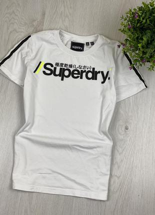 Футболка superdry