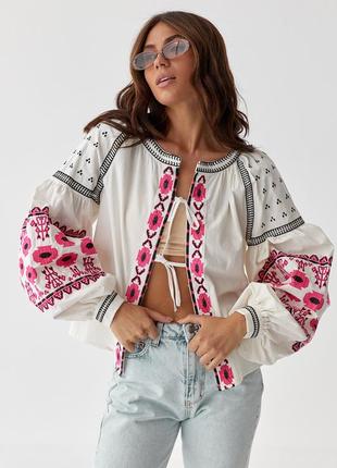 Женская вышиванка