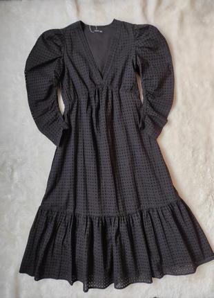 Черное длинное платье миди макси сетка с пышными рукавами рюшей снизу вырезом декольте reserved1 фото