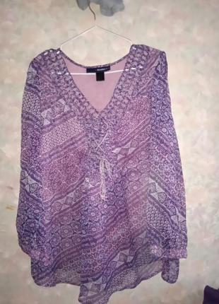 Блузка 24 р пог67 пот 69 немного тянется низ84 дл75