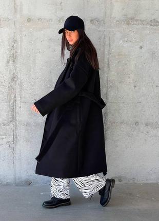Чорне жіноче кашемірове пальто7 фото