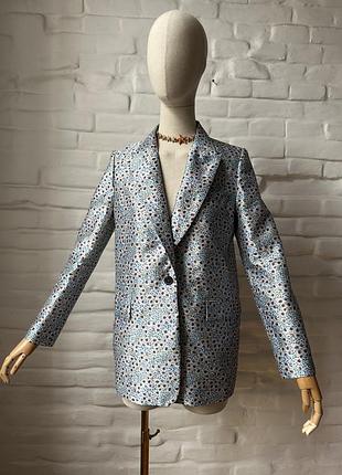 Пиджак жакет с цветочным принтом zara