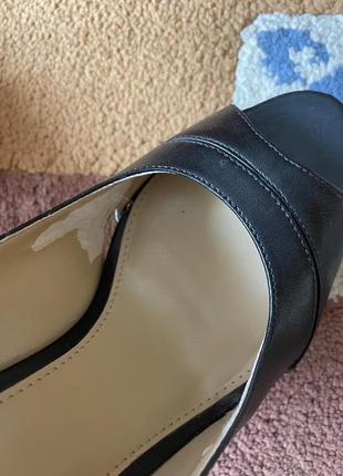 Шкіряну туфлі босоніжки michael kors 37 p10 фото