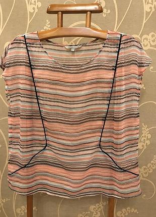 Дуже красива та стильна брендова блузка 20.