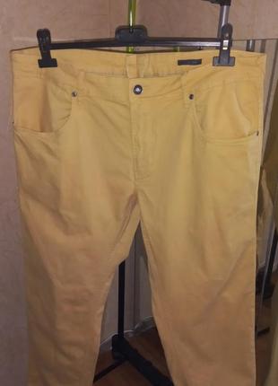 Горчичные джинсы