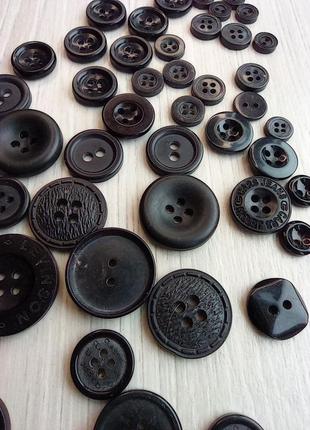 Лот гудзики чорні різні