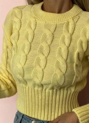 Базовий укорочений светр, джемпер з візерунком коси.10 фото