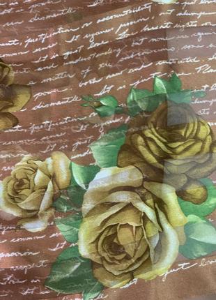 Шёлковый шарфик с цветочным принтом розы4 фото