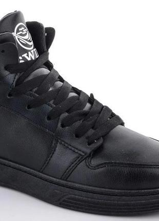 Стильні хайтопи для хлопців