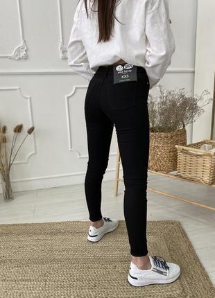 Женские чёрные джинсы скинни средней посадки cheap monday