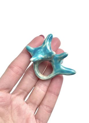 Керамическое голубое кольцо с шипами керамика глазурь3 фото