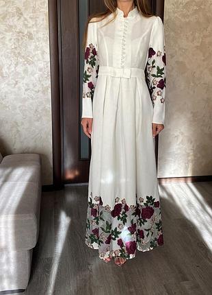Неймовірно красива сукня сорочка в квітах міді/ максі
