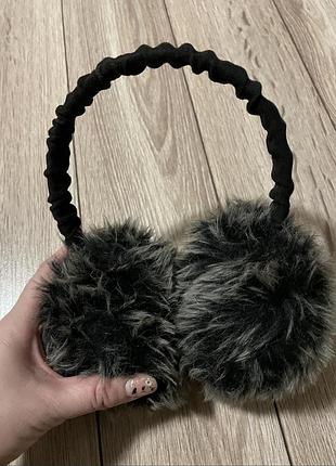 Навушники з хутра