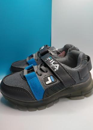 Кросівки з підсвіткою