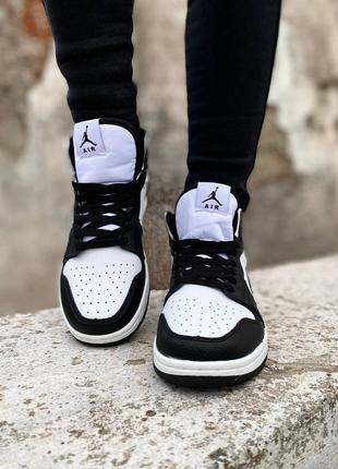 Nike air jordan 1 retro mid black white2 фото