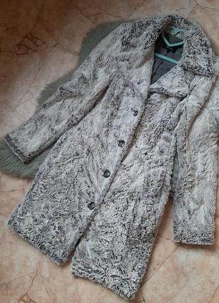 Легкая дизайнерская меховая шуба пальто