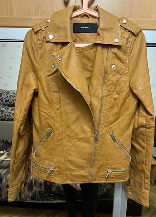 Курточка кожзам