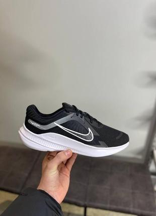Кросівки nike quest 5