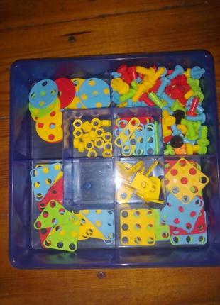 Цікавий дитячий конструктор з шурупами і геометричними фігурами розпродаж