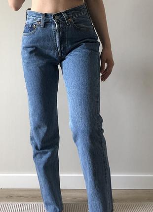Джинси levis