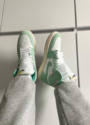 Кросівки nike air jordan 1 retro white green4 фото