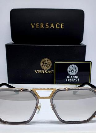 Versace ve 2228 окулчри сонцезахисні унісекс сірий металік дзеркальні в золотому метвлі