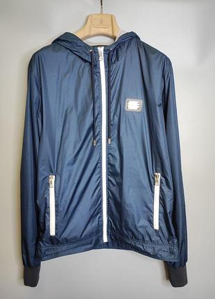 Куртка - вітровка