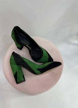 Эксклюзивные туфли из натуральной итальянской кожи и замша женские на каблуке3 фото