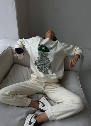 Спортивний костюм з принтом