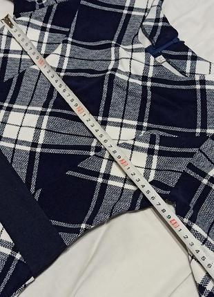 Синее длинное платье в клетку