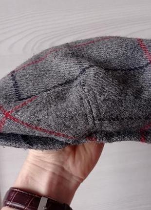 Кепка в клітинку