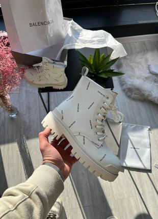 Черевики в стилі balenciaga