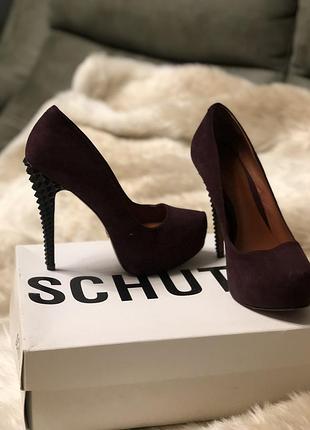 Туфлі schuts