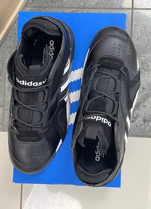 Мужские черно-белые кожаные кроссовки adidas streetball 🆕 адидас стритбол5 фото