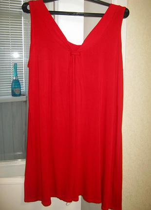 Червона туніка