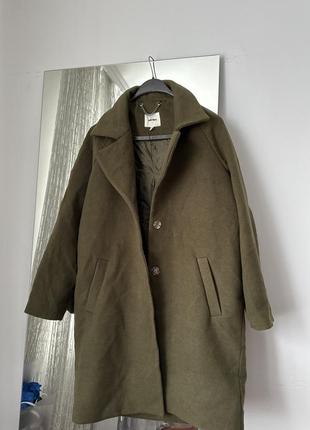 Пальто з цікавими рукавами