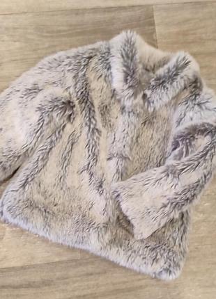 Гарна шубка-накидка