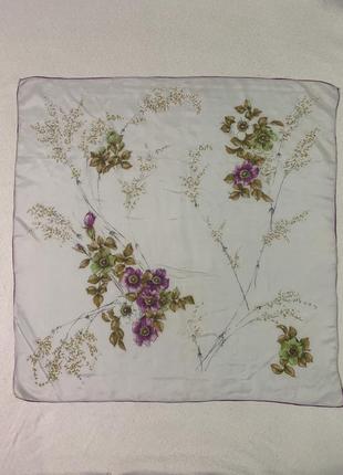 Нежный шёлковый шейный платок, цветочная ручная роспись, италия цвет светло-серый/сиреневый/бежевый2 фото