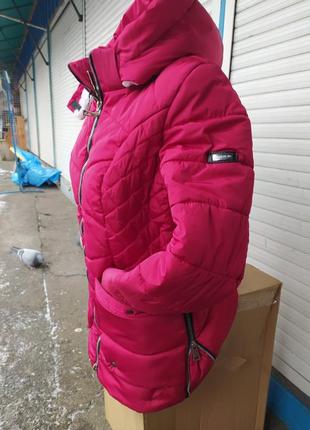 Стильна тепла куртка з блискавками3 фото